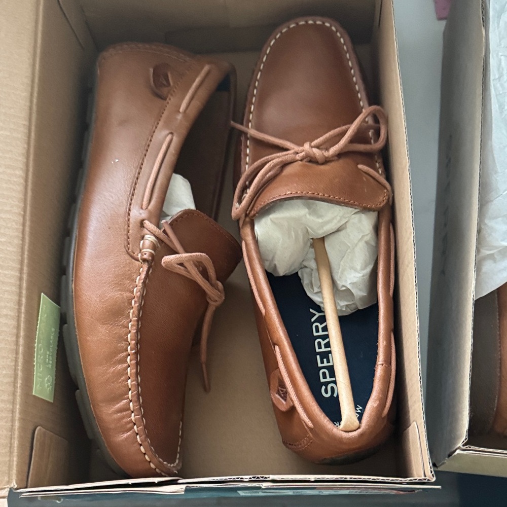 Sperry Men's Wave Driver Tan Boat Shoes
